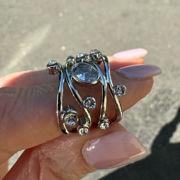 Contemporary Cocktail Ring 6 - Picture 9 of 12